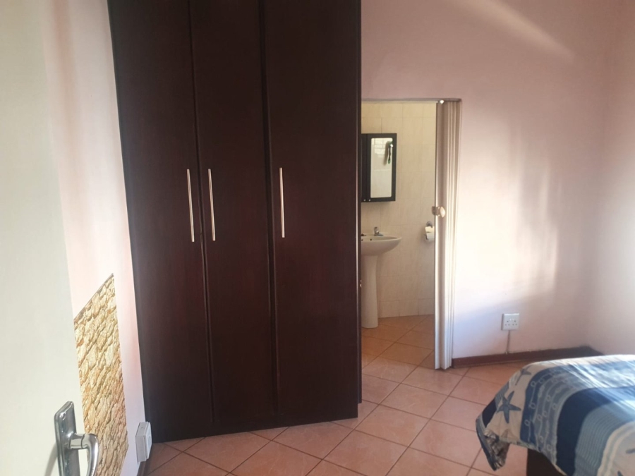 6 Bedroom Property for Sale in Jan Cillierspark Free State